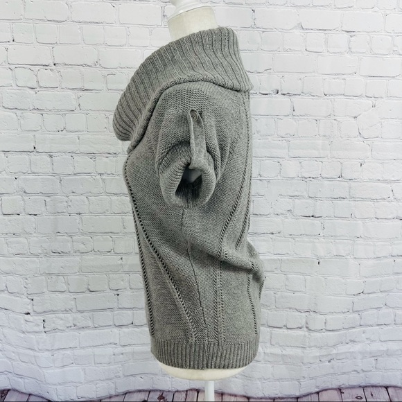 BCBGMAXAZRIA Gray Cowl Neck Short Sleeve Wool Sweater - XXS - Picture 5 of 8